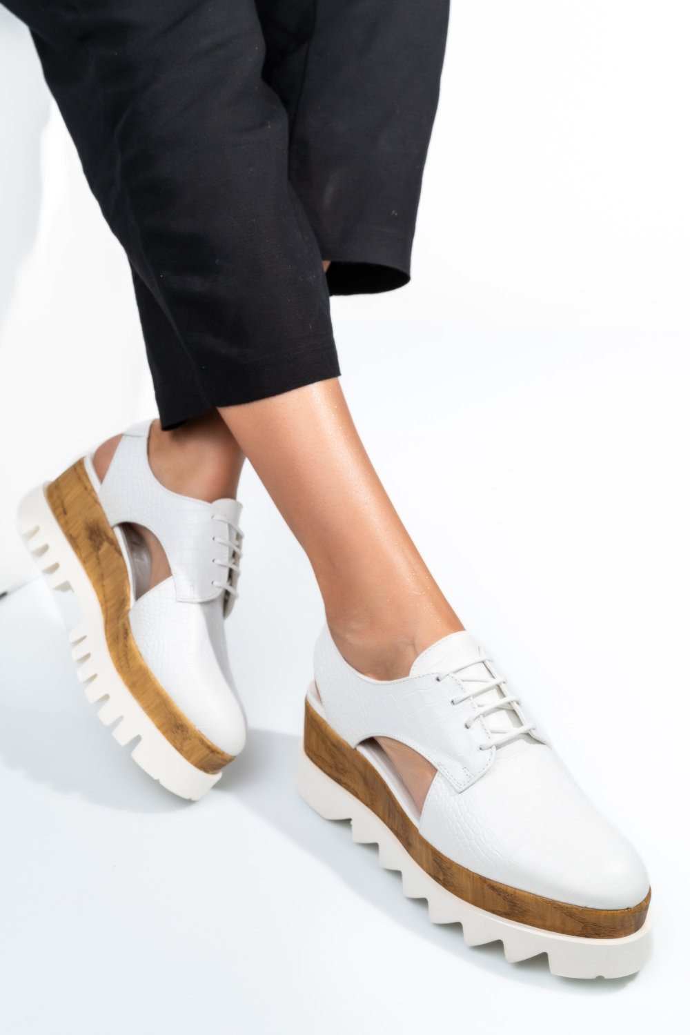 PANTOFI ALBI PIELE NATURALA CLE102866