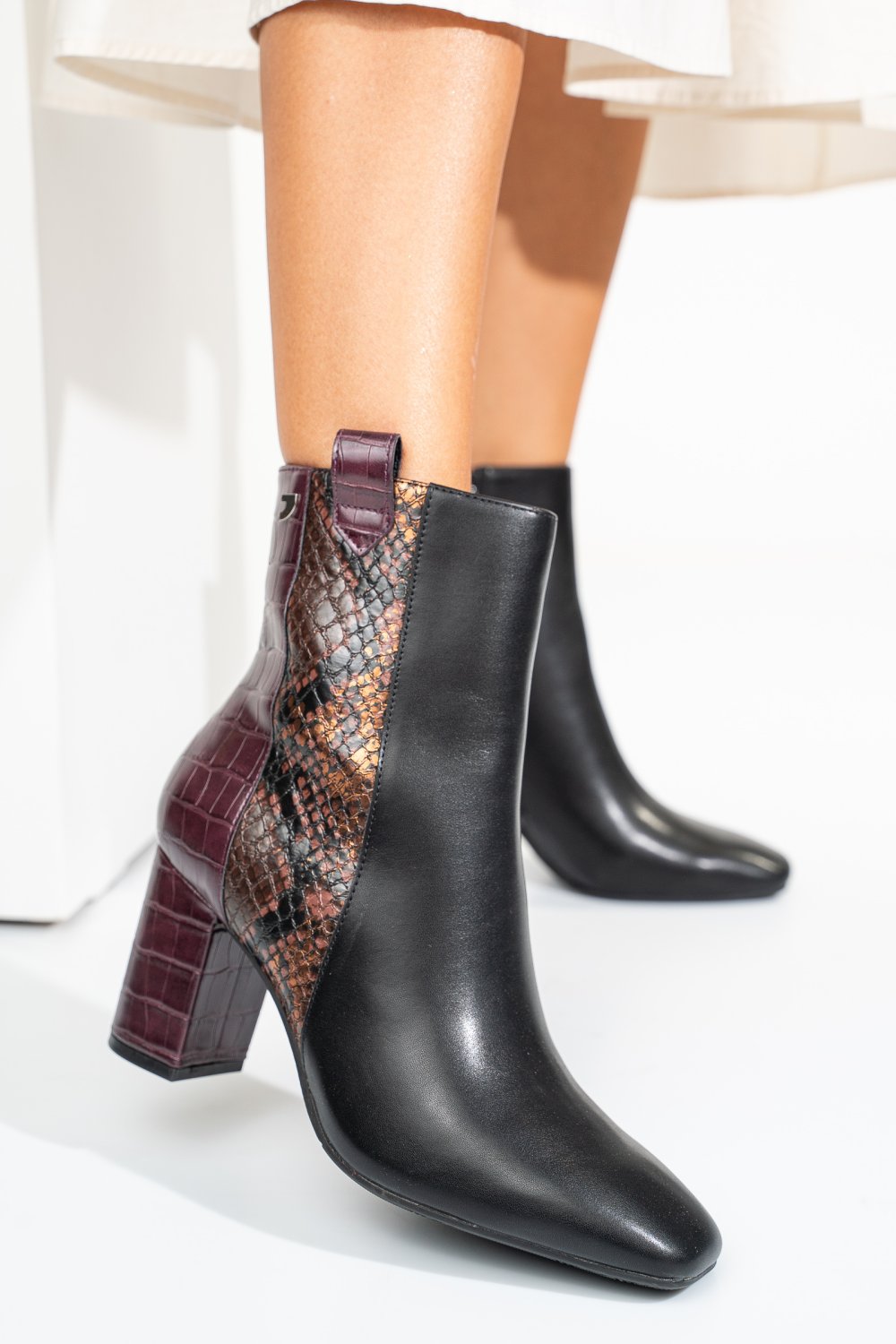 BOTINE  BLACK WINE 6S770558