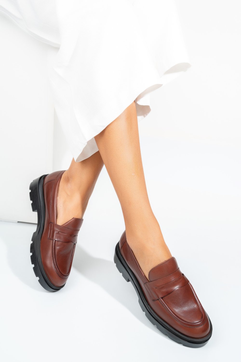 MOCASINI BROWN PIELE NATURALA EMME011