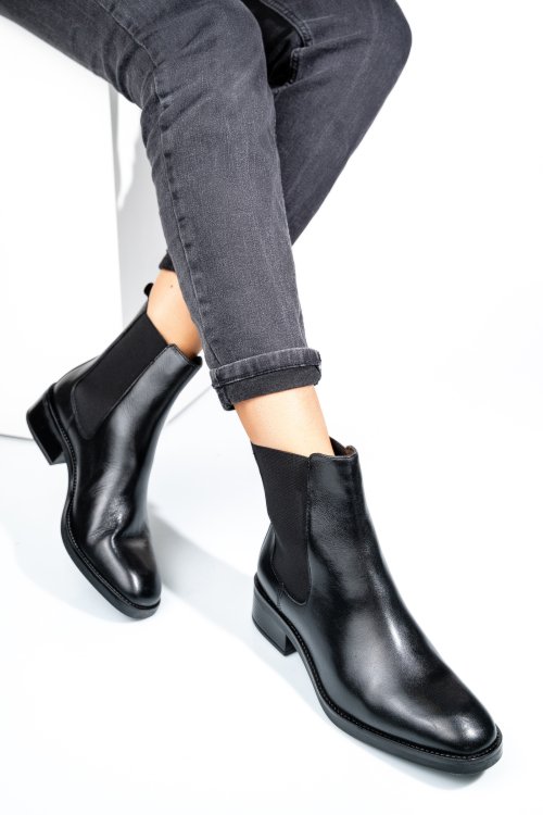 Ghete negre piele naturala vb224201