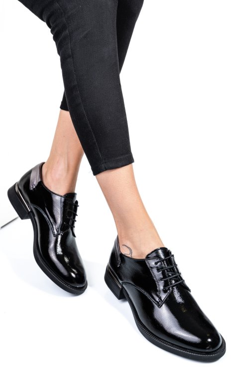 Pantofi negri piele naturala lacuita 251624npk