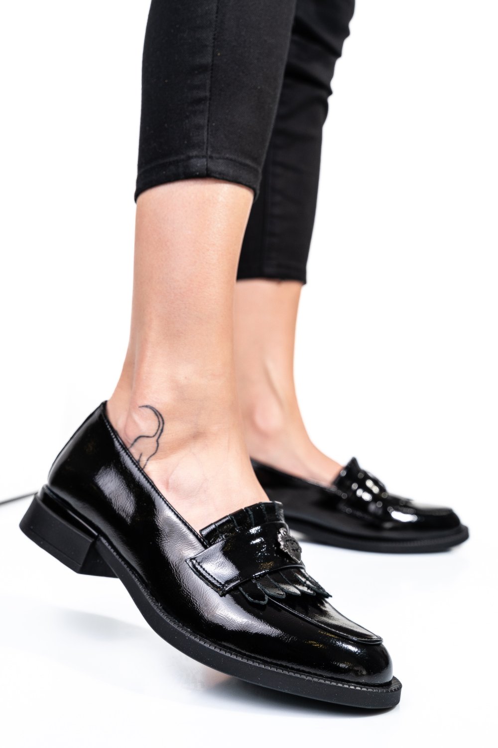MOCASINI NEGRI PIELE NATURALA LACUITA 251628NPK