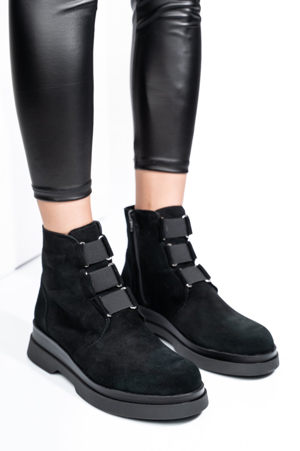 GHETE NEGRE PIELE NATURALA INTOARSA 242816SP