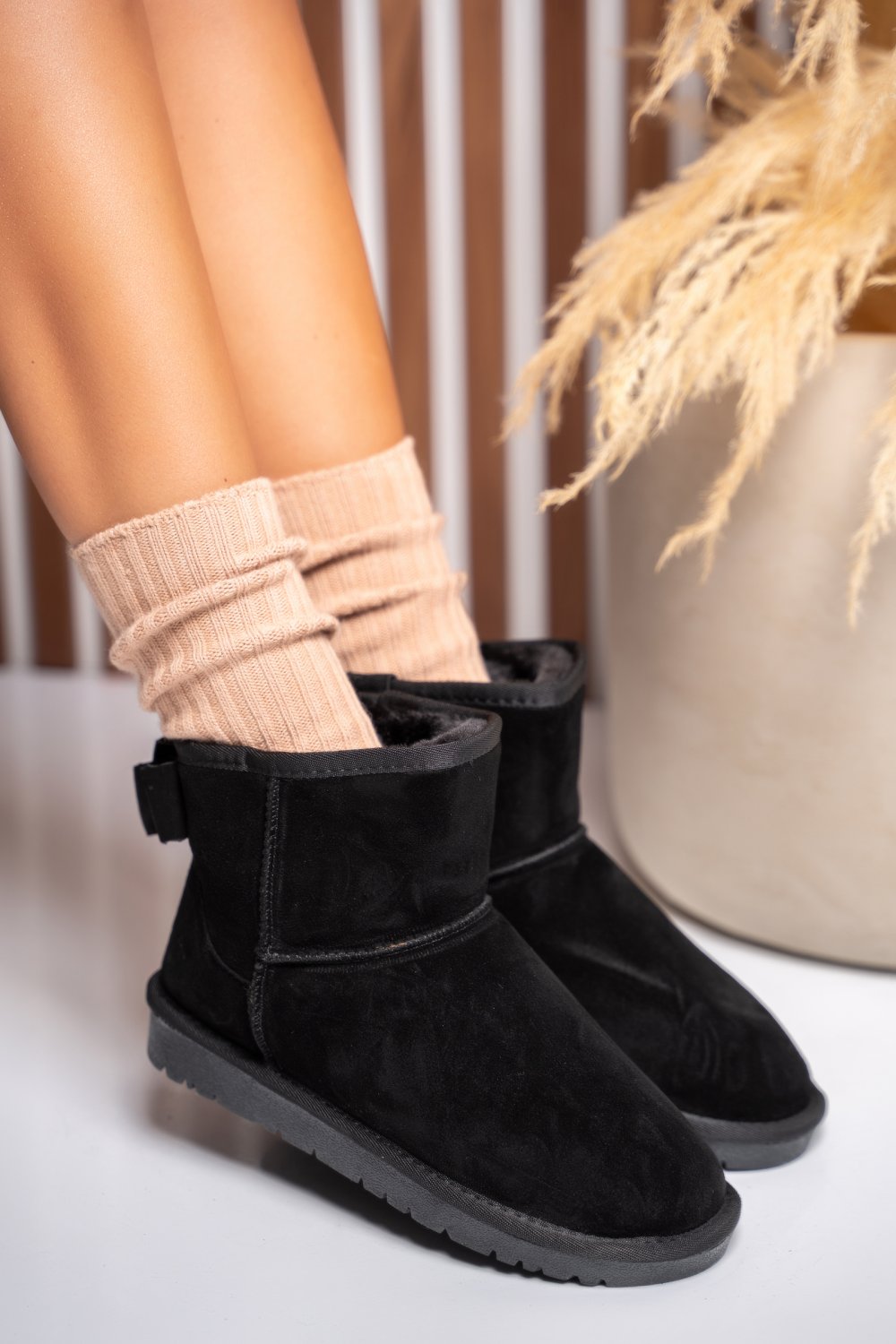 CIZME NEGRE PIELE NATURALA INTOARSA 6SP619