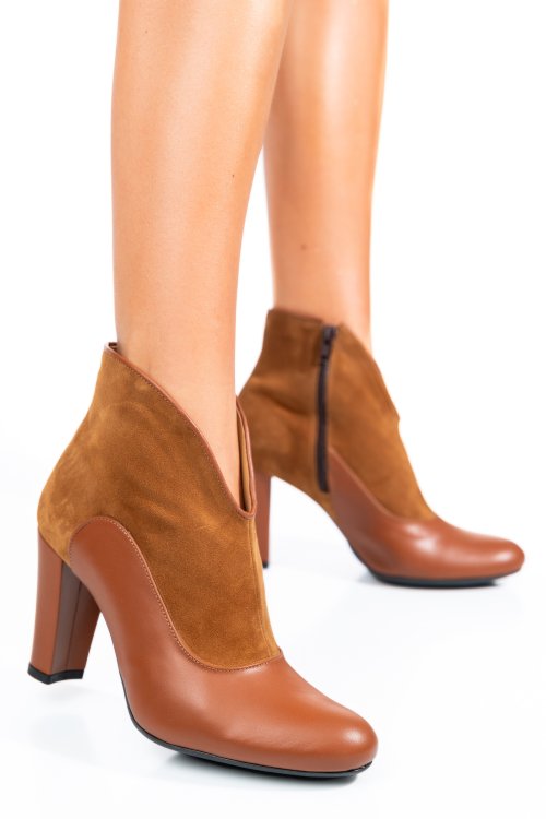 Botine maro piele naturala intoarsa 7s7790