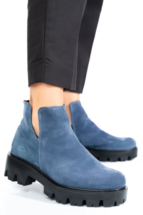 Ghete albastre piele naturala intoarsa 0s7724