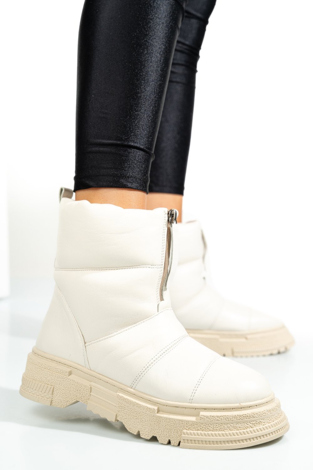 GHETE ALBE PIELE NATURALA APCK4005