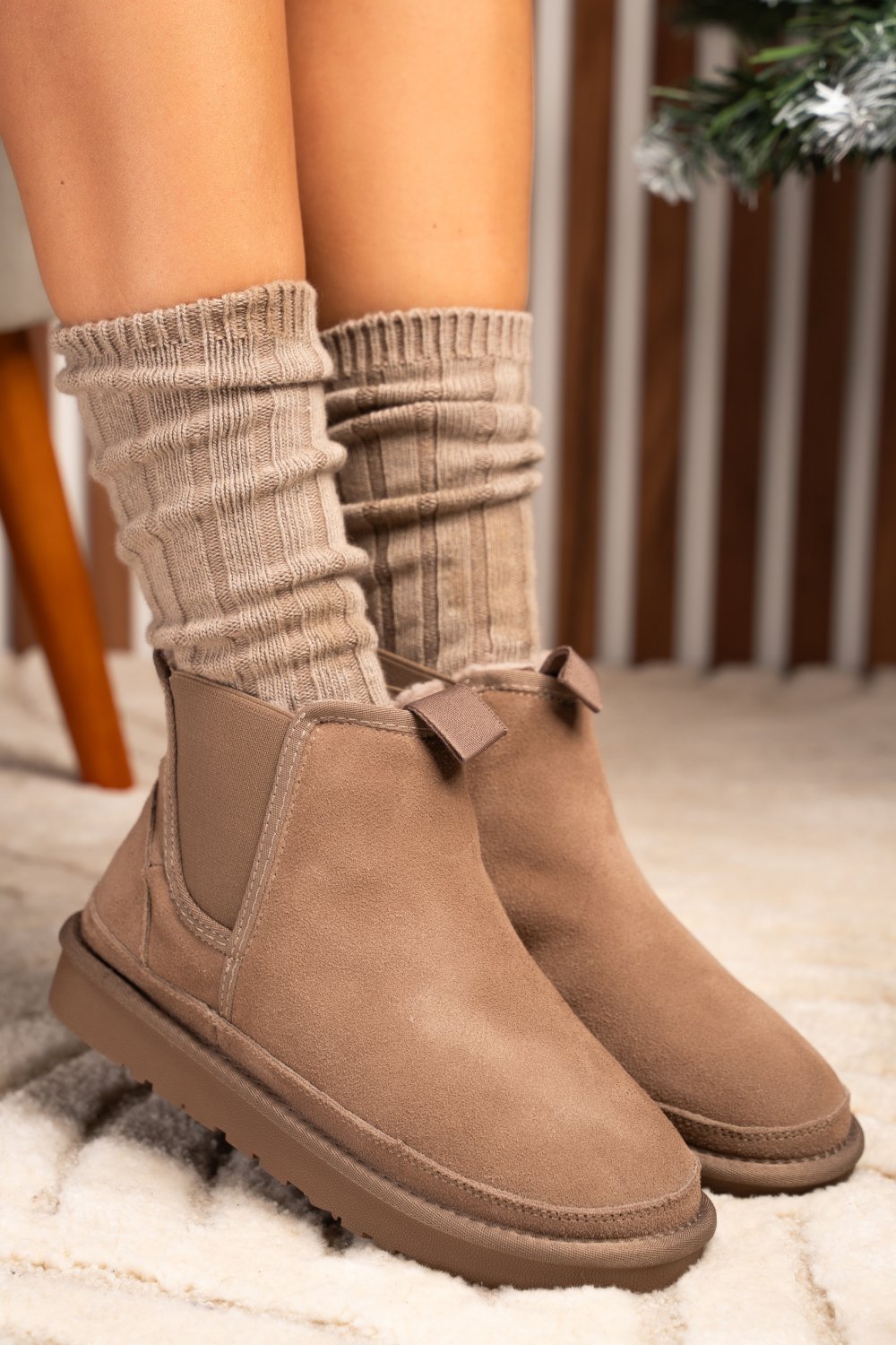 GHETE DAMA IMBLANITE PIELE NATURALA INTOARSA TAUPE 1S77208
