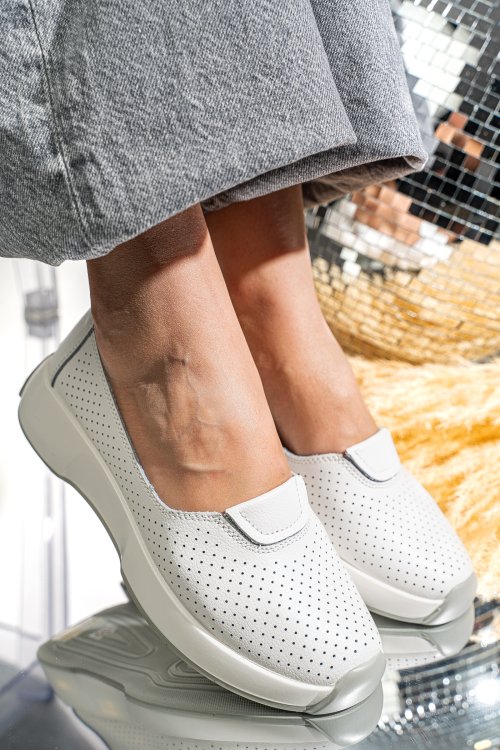 Mocasini albi piele naturala fsp005003