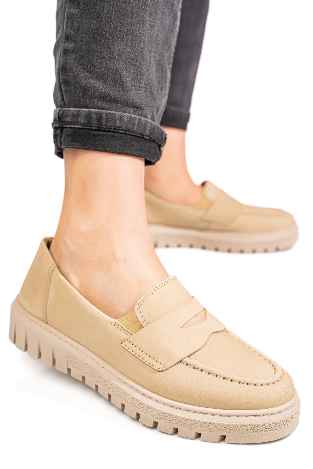 MOCASINI BEJ PIELE NATURALA 2KK1041901