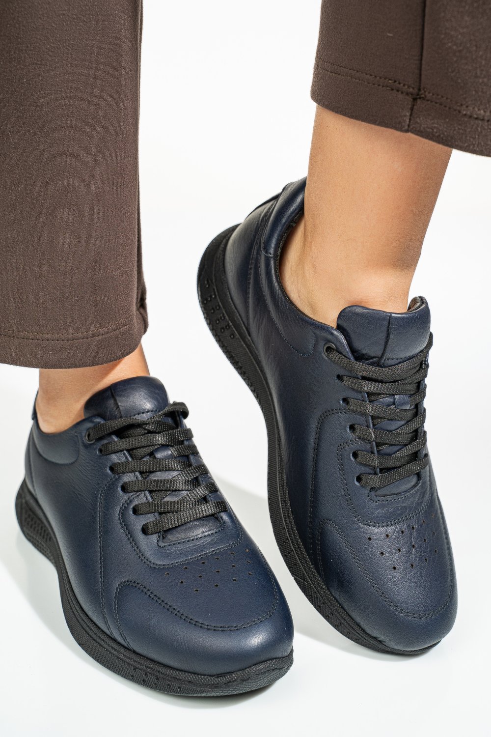 PANTOFI SPORT ALBASTRI PIELE NATURALA 4S77003