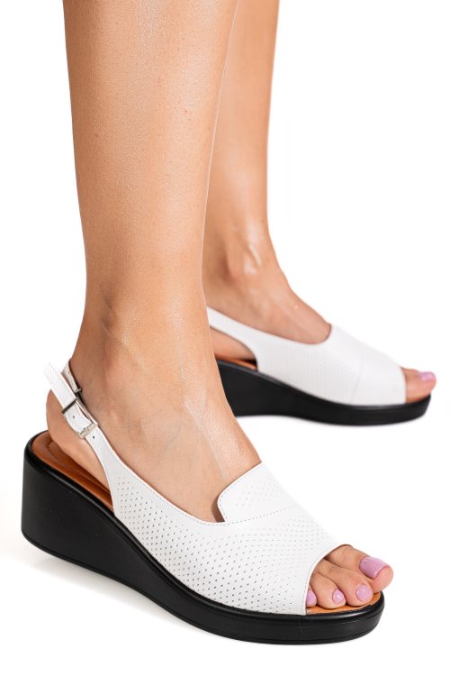 Sandale albe piele naturala 7s7705