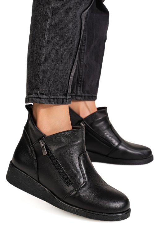 Ghete negre piele naturala 9pc00