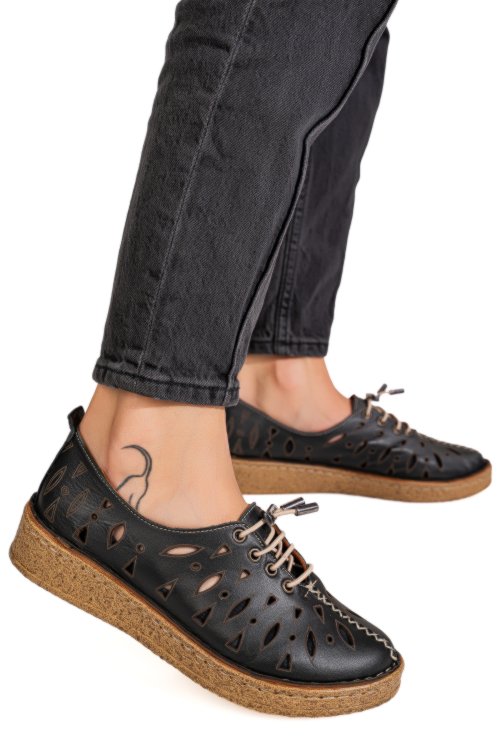 Pantofi negri piele naturala 2pc000