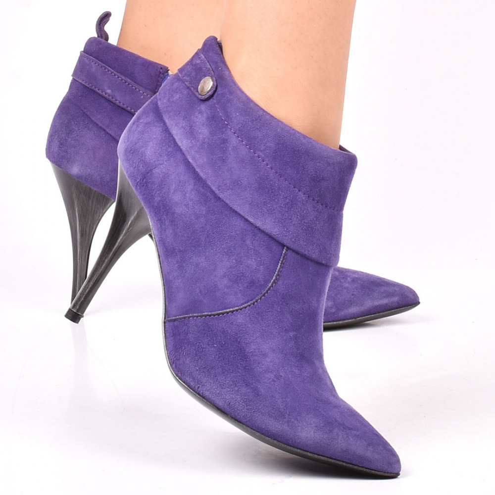 BOTINE ALBASTRE PIELE NATURALA INTOARSA 8S777013