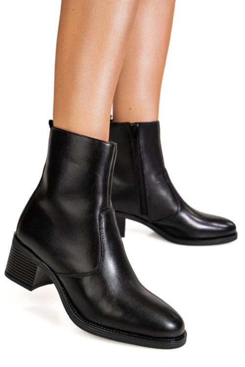Ghete negre piele naturala vb264201