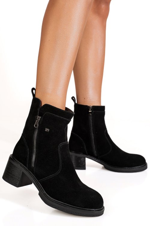 Ghete negre piele naturala intoarsa is77181