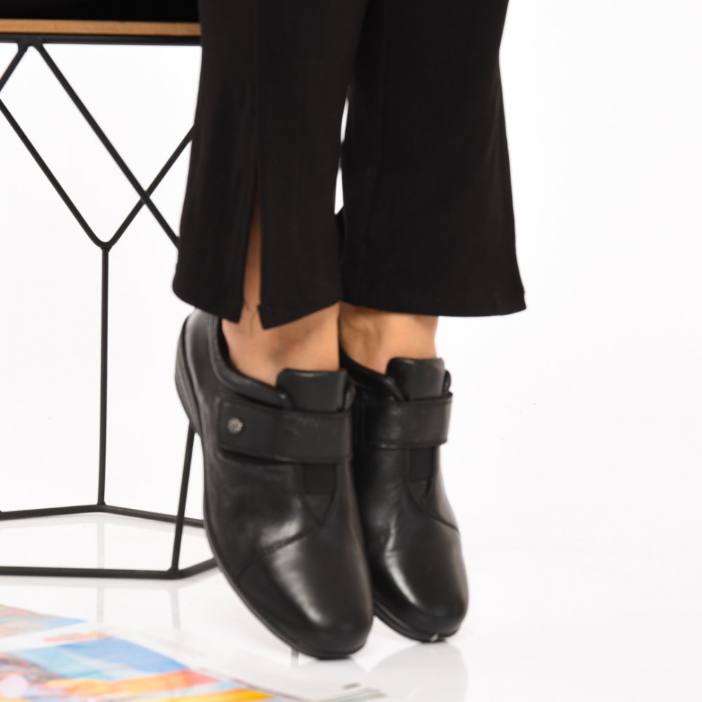 PANTOFI NEGRI PIELE NATURALA 7S77392