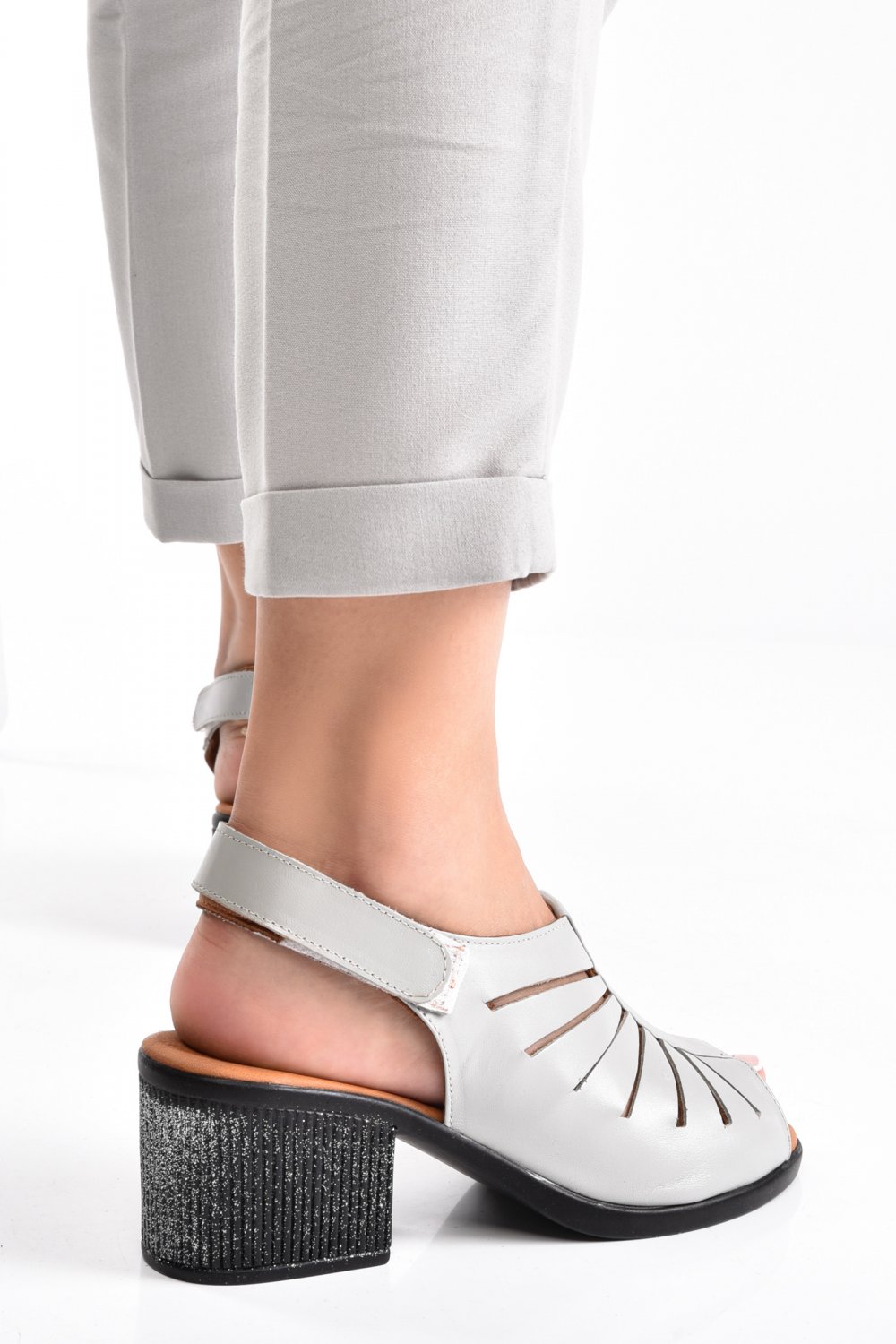 SANDALE GRI PIELE NATURALA 1S77007