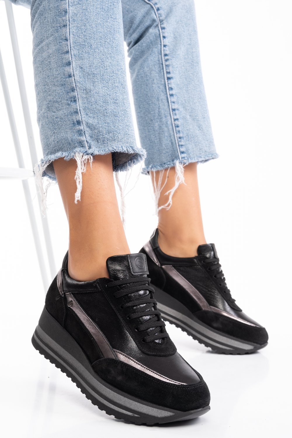SNEAKERS NEGRI FEMEI PIELE NATURALA INTOARSA 2S7712641SP-HOR