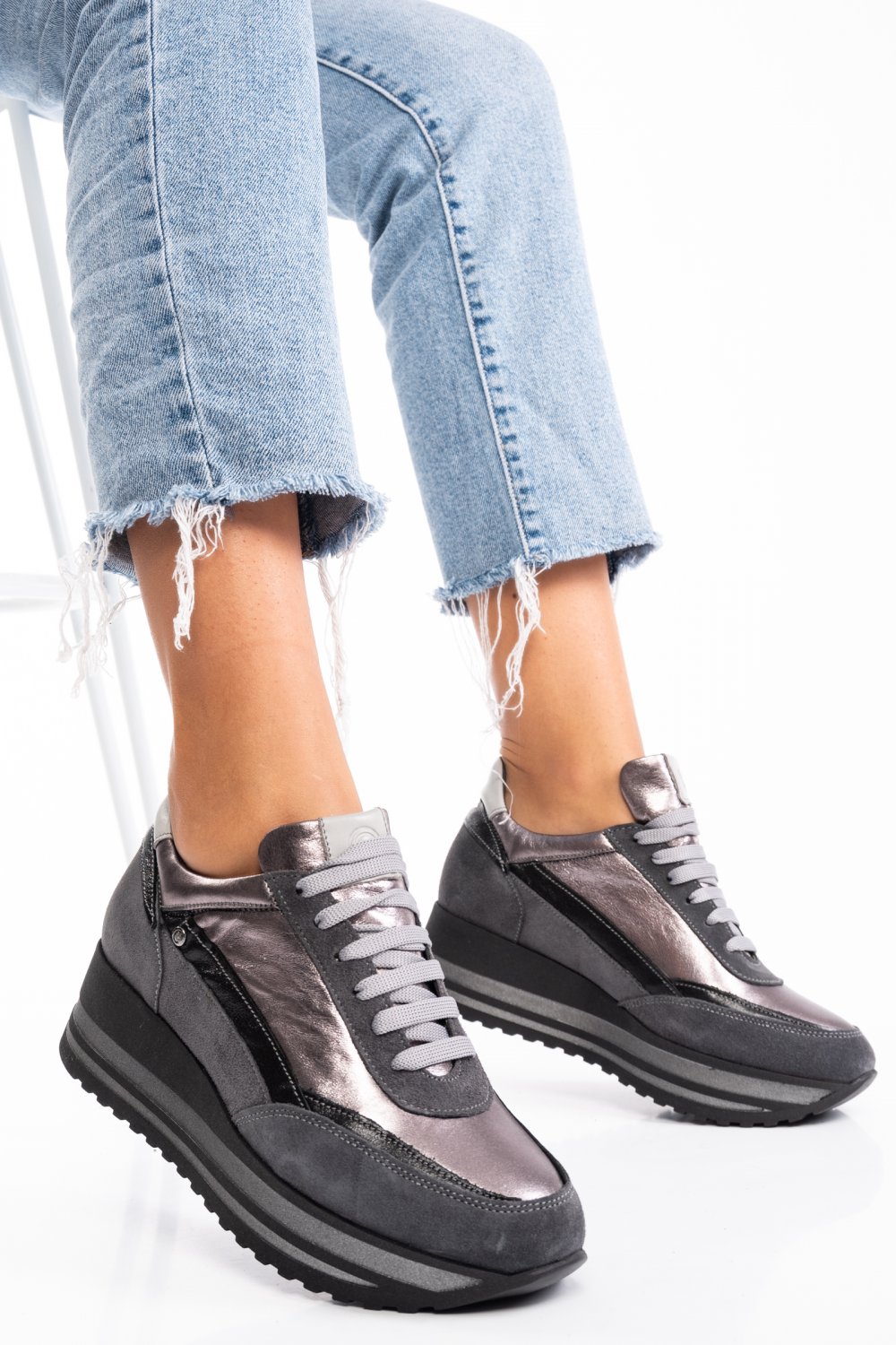 SNEAKERS FEMEI PIELE NATURALA INTOARSA GRI 2S7712641SP-HOR
