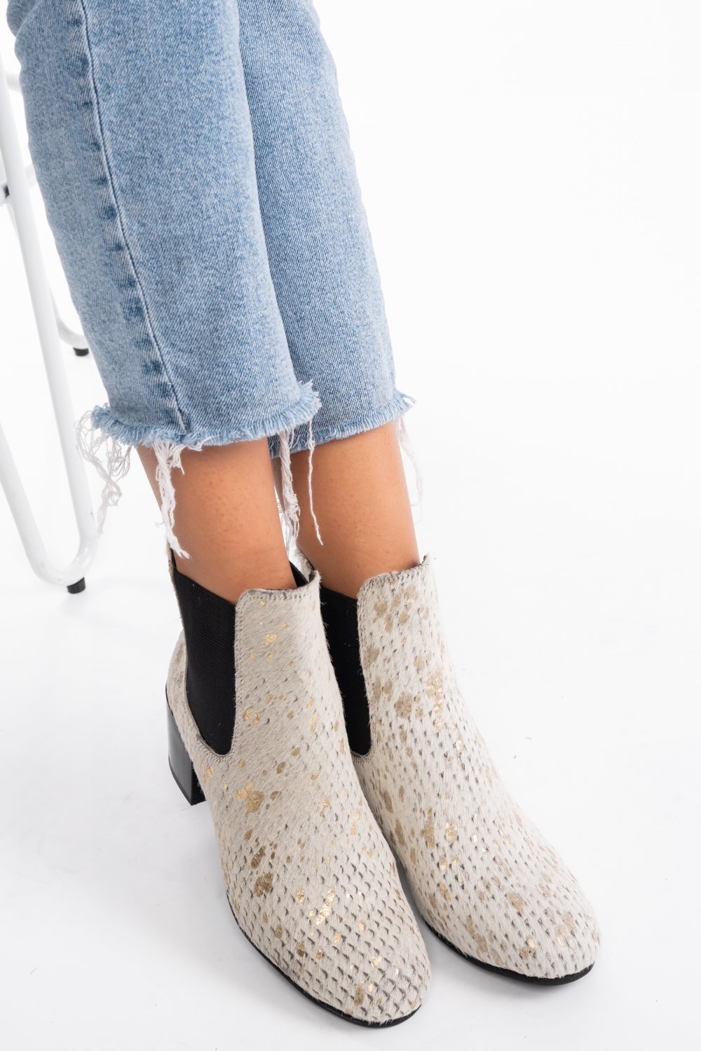 GHETE ALBE PIELE NATURALA 8S77586