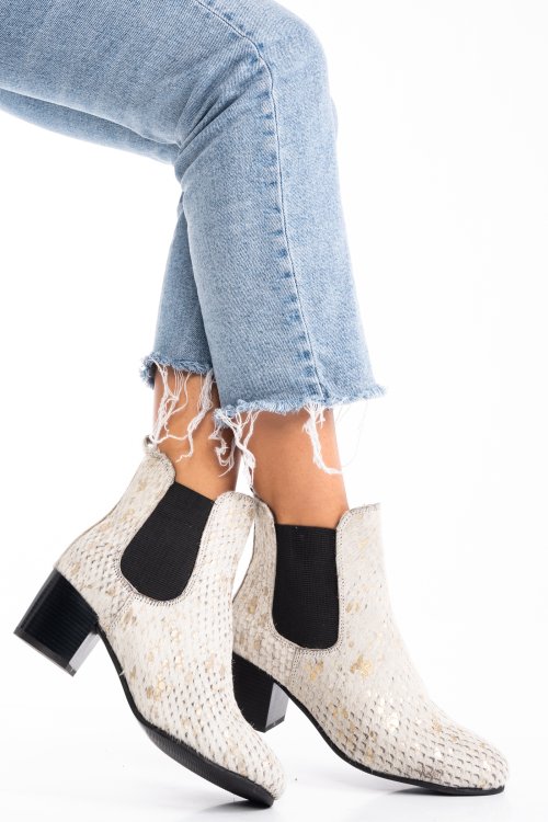 Ghete albe piele naturala 8s77586