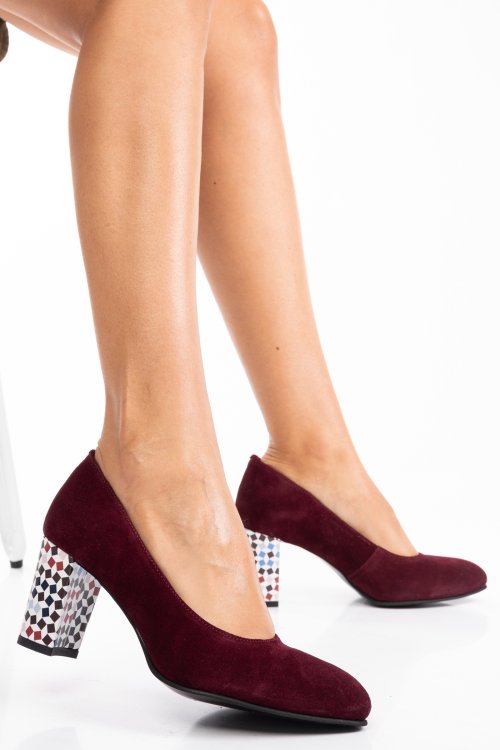 Pantofi visiniu color piele naturala intoarsa 3s77015