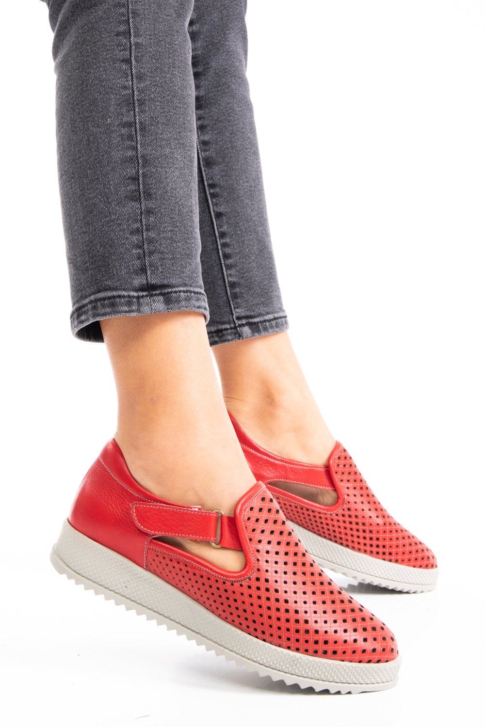 ESPADRILE ROSII PIELE NATURALA 2S77490