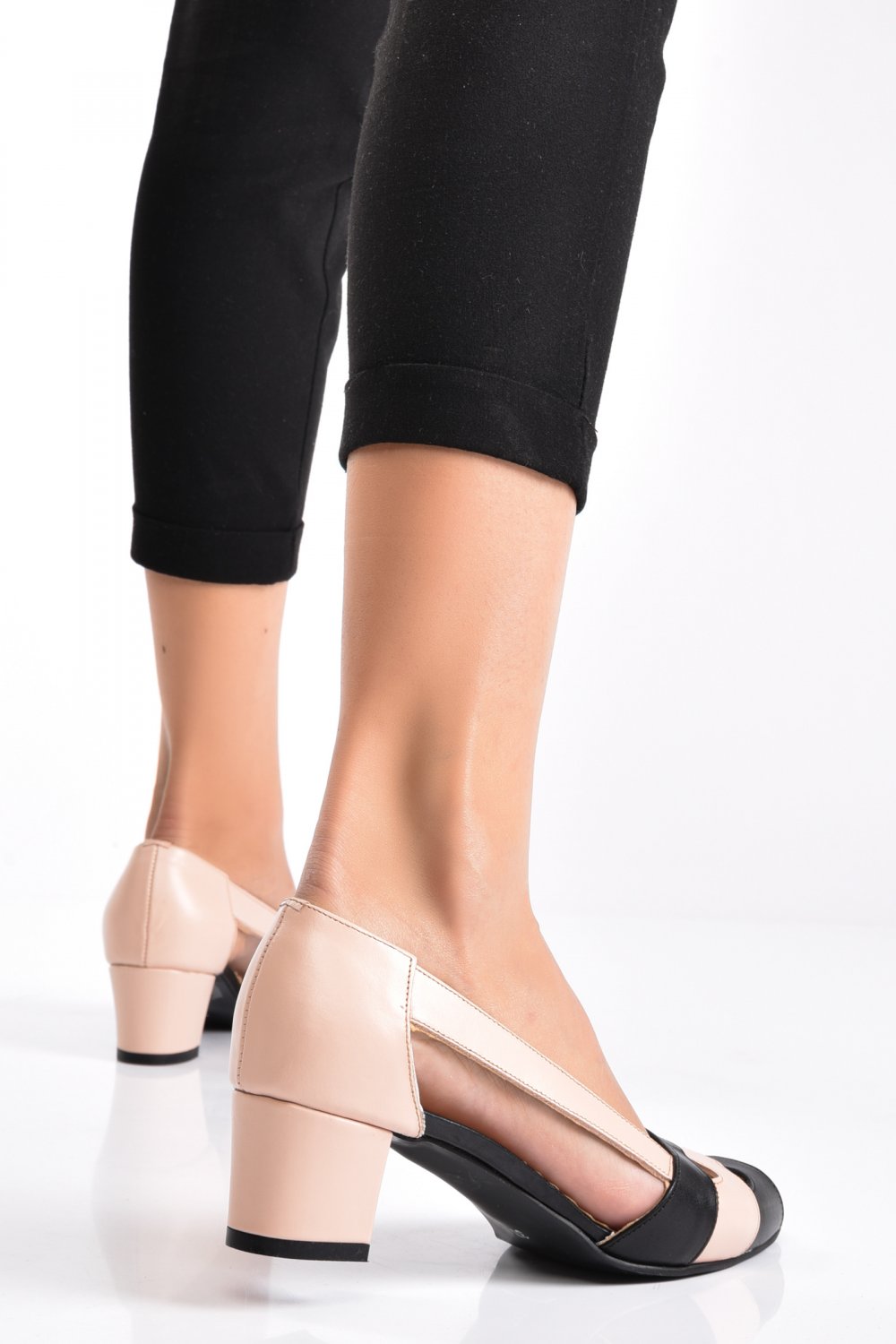 PANTOFI ROZ NEGRU PIELE NATURALA 1PC441