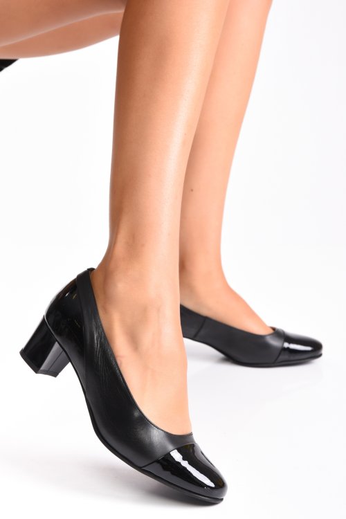 Pantofi negri piele naturala lacuita 1s77404