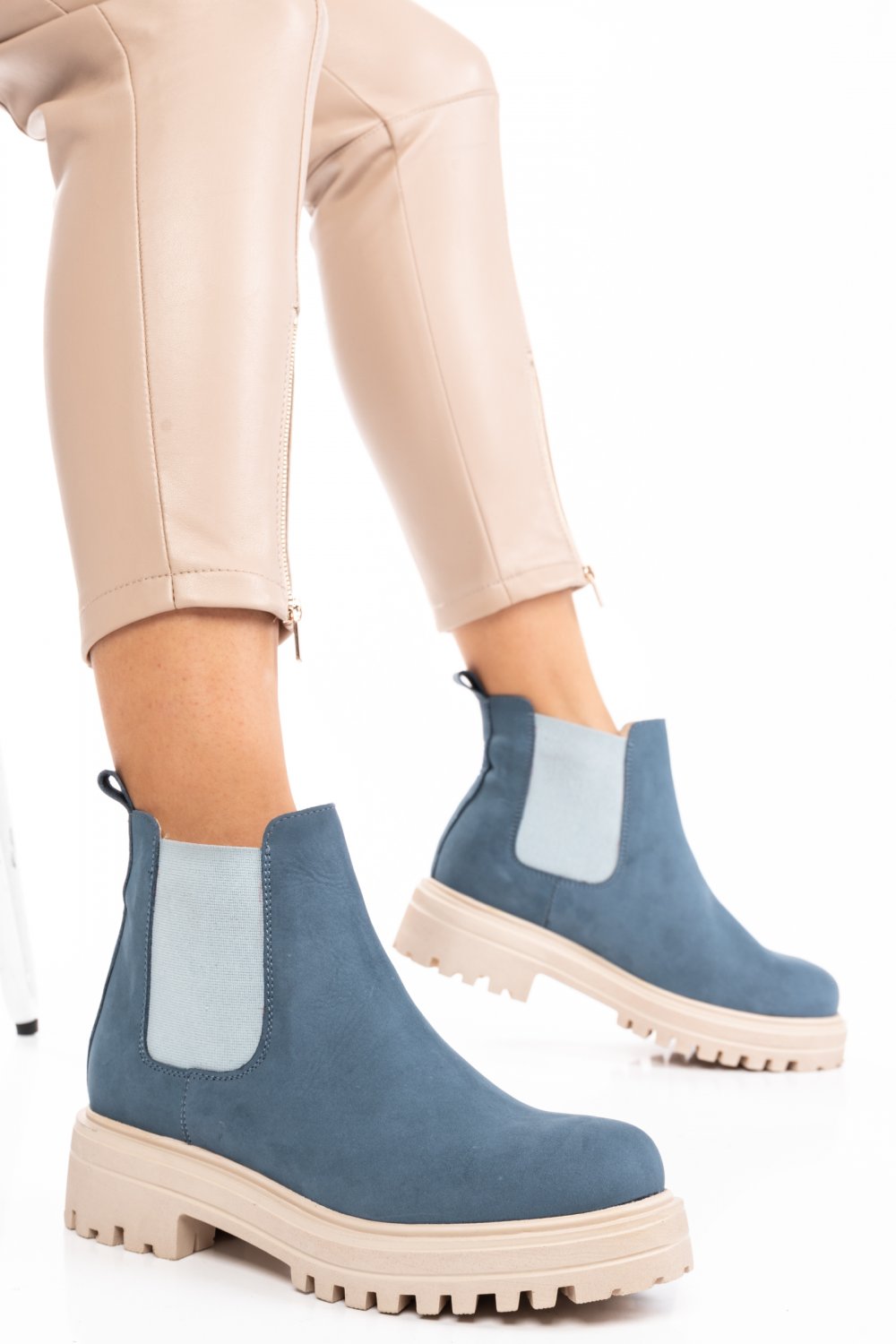 GHETE ALBASTRE PIELE NATURALA 2S7779