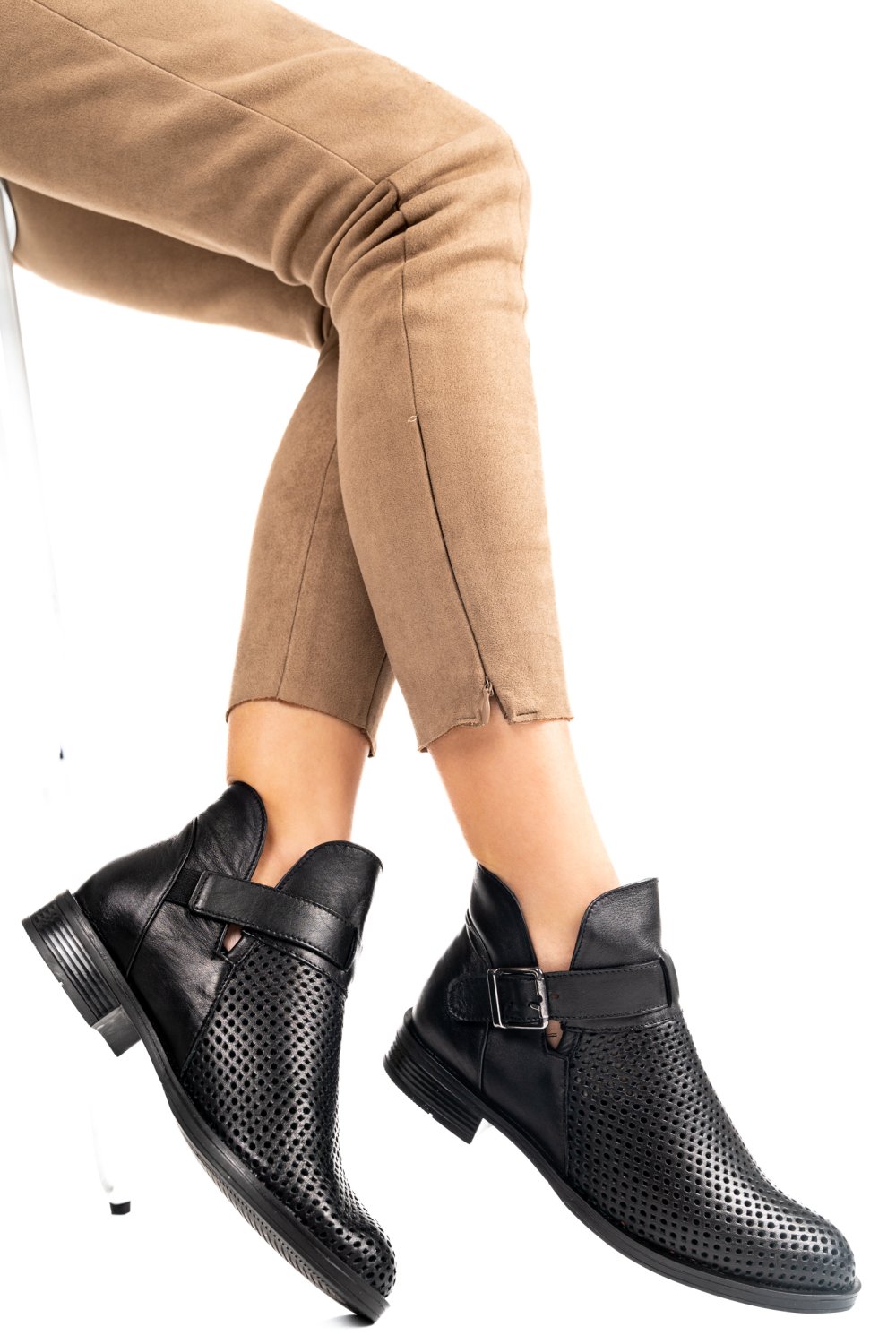 GHETE NEGRE PIELE NATURALA 2S7721817NP