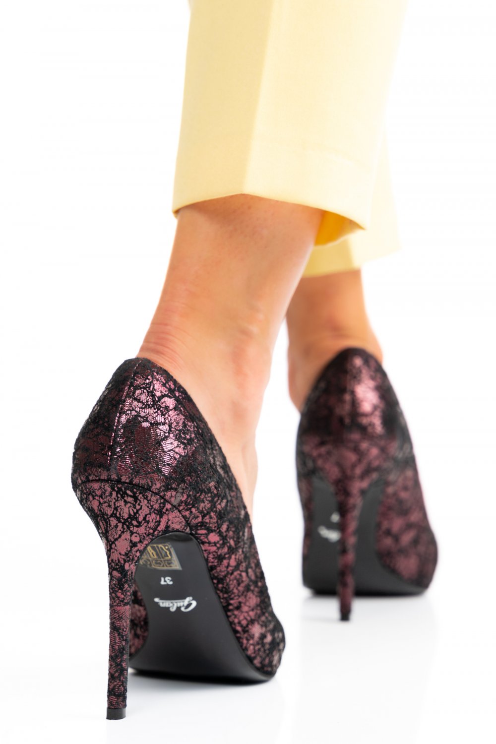 PANTOFI DAMA GUBAN PIELE NATURALA VISINIU NEGRU 1S77256