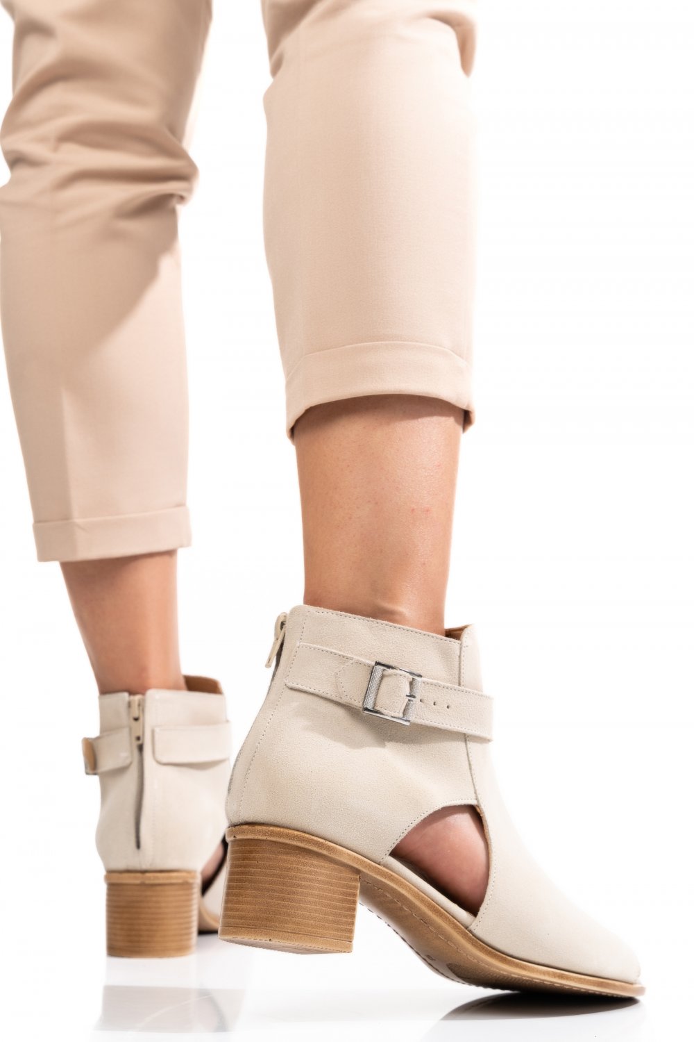 SANDALE DAMA PIELE NATURALA INTOARSA CREM 9S7709