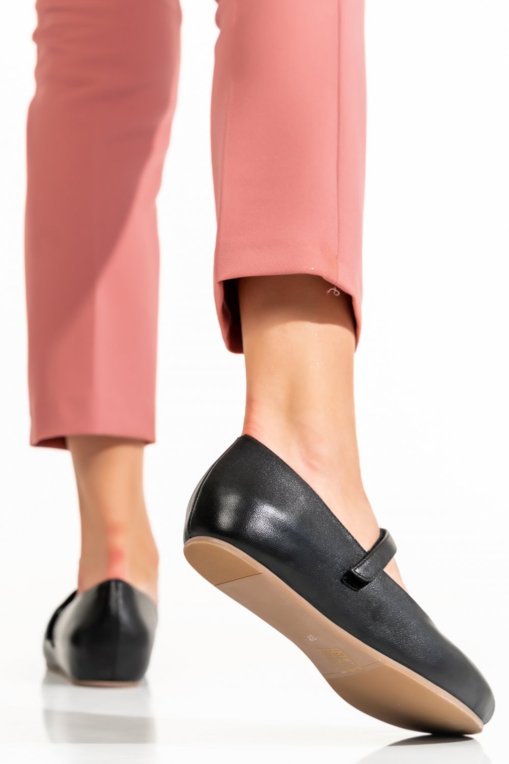 ESPADRILE NEGRE PIELE NATURALA MS779