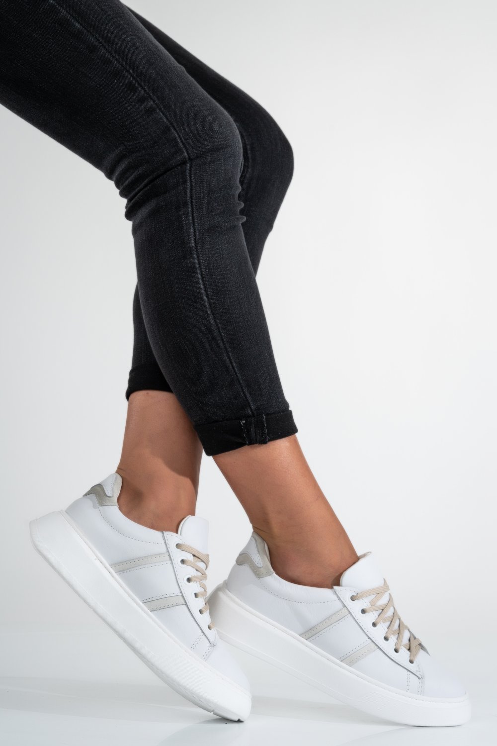 PANTOFI SPORT ALB BEJ PIELE NATURALA 2S77023