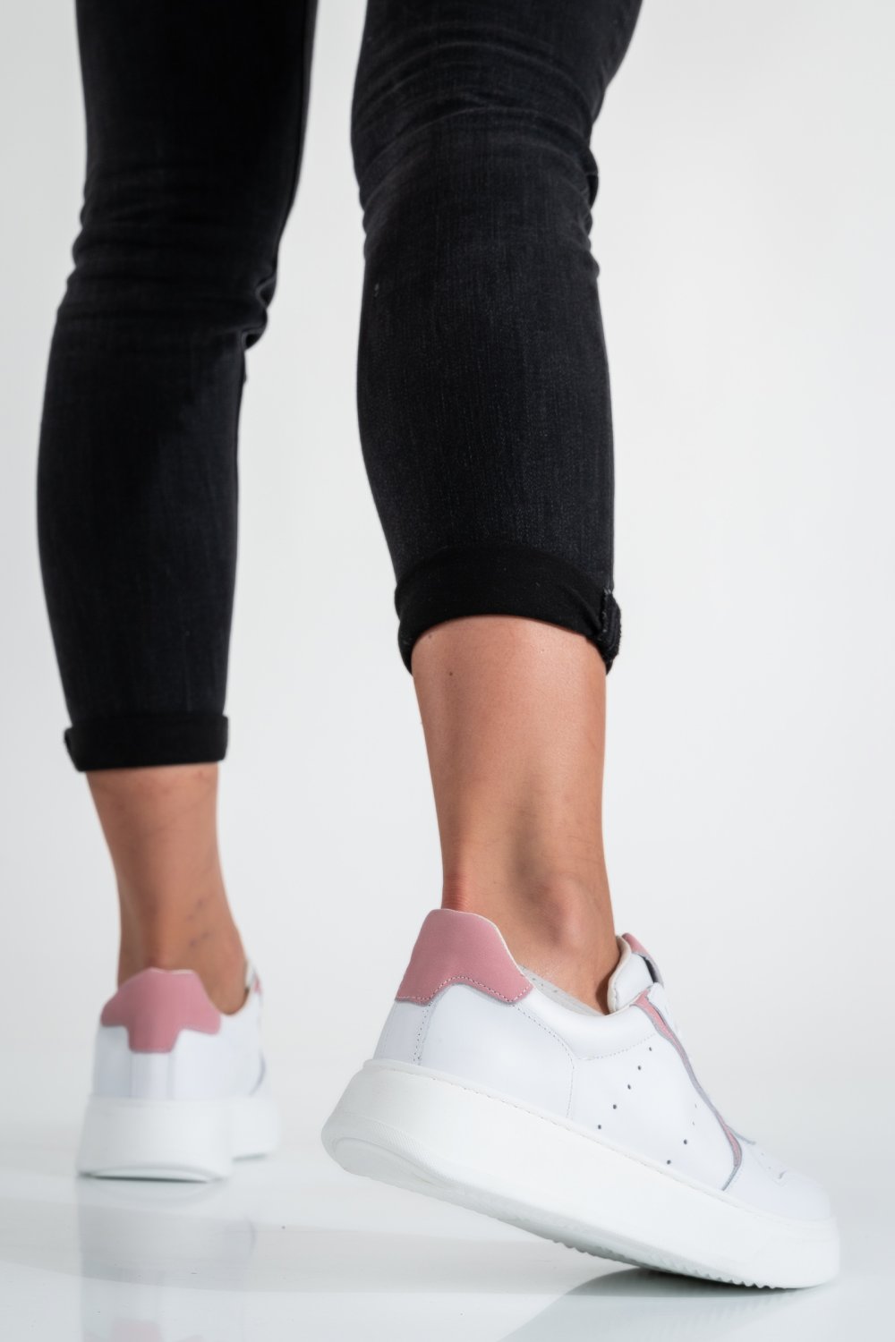 PANTOFI SPORT ALB NUDE PIELE NATURALA 2S77021