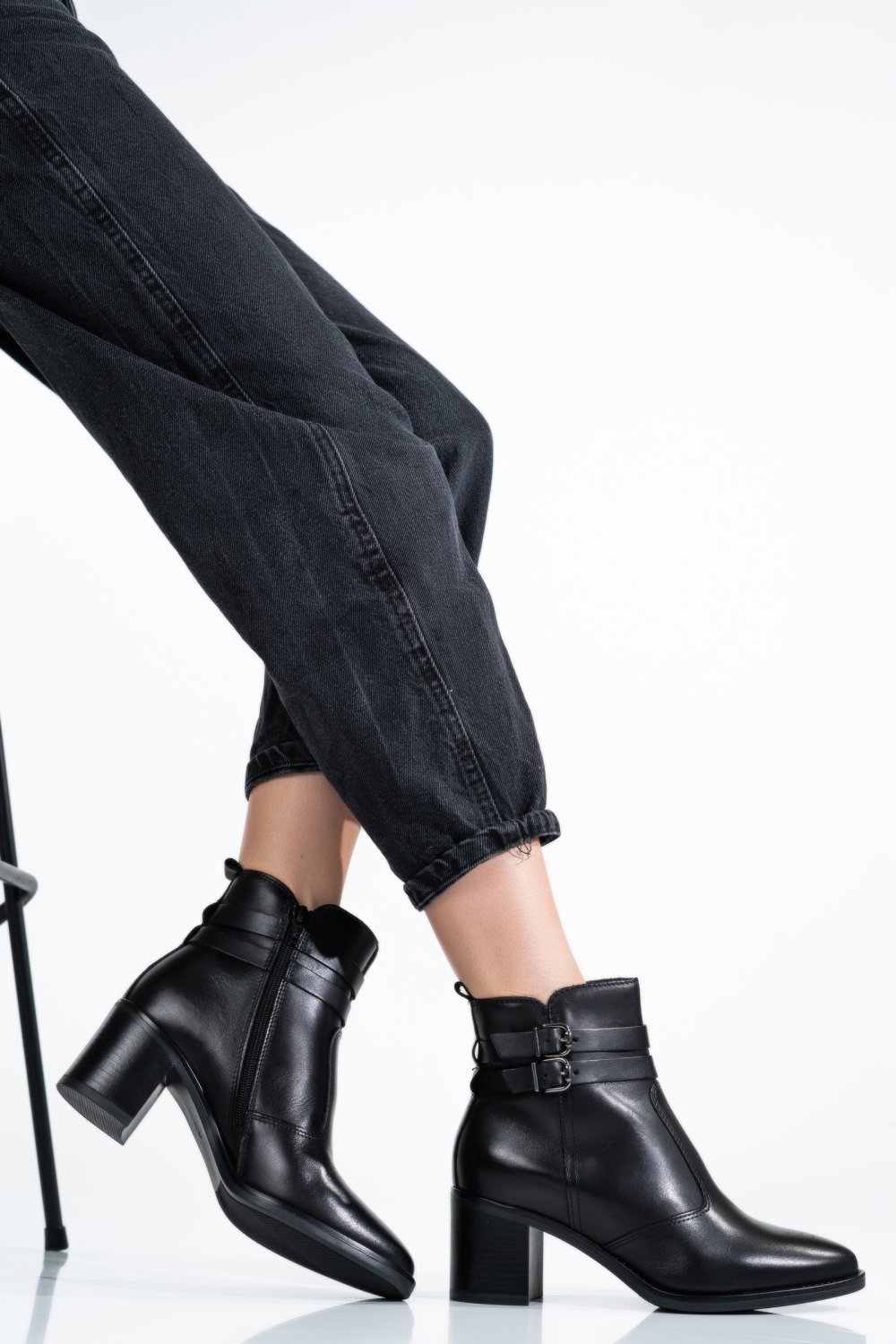 BOTINE DAMA PIELE NATURALA NEGRE TOC MIC 6S77979