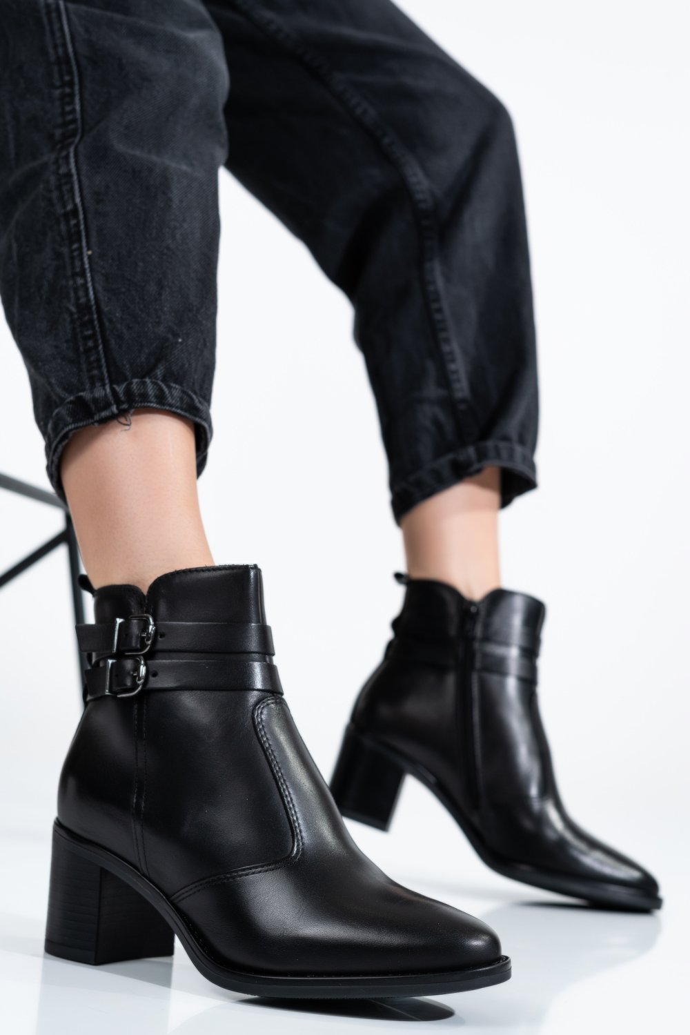 BOTINE DAMA PIELE NATURALA NEGRE TOC MIC 6S77979