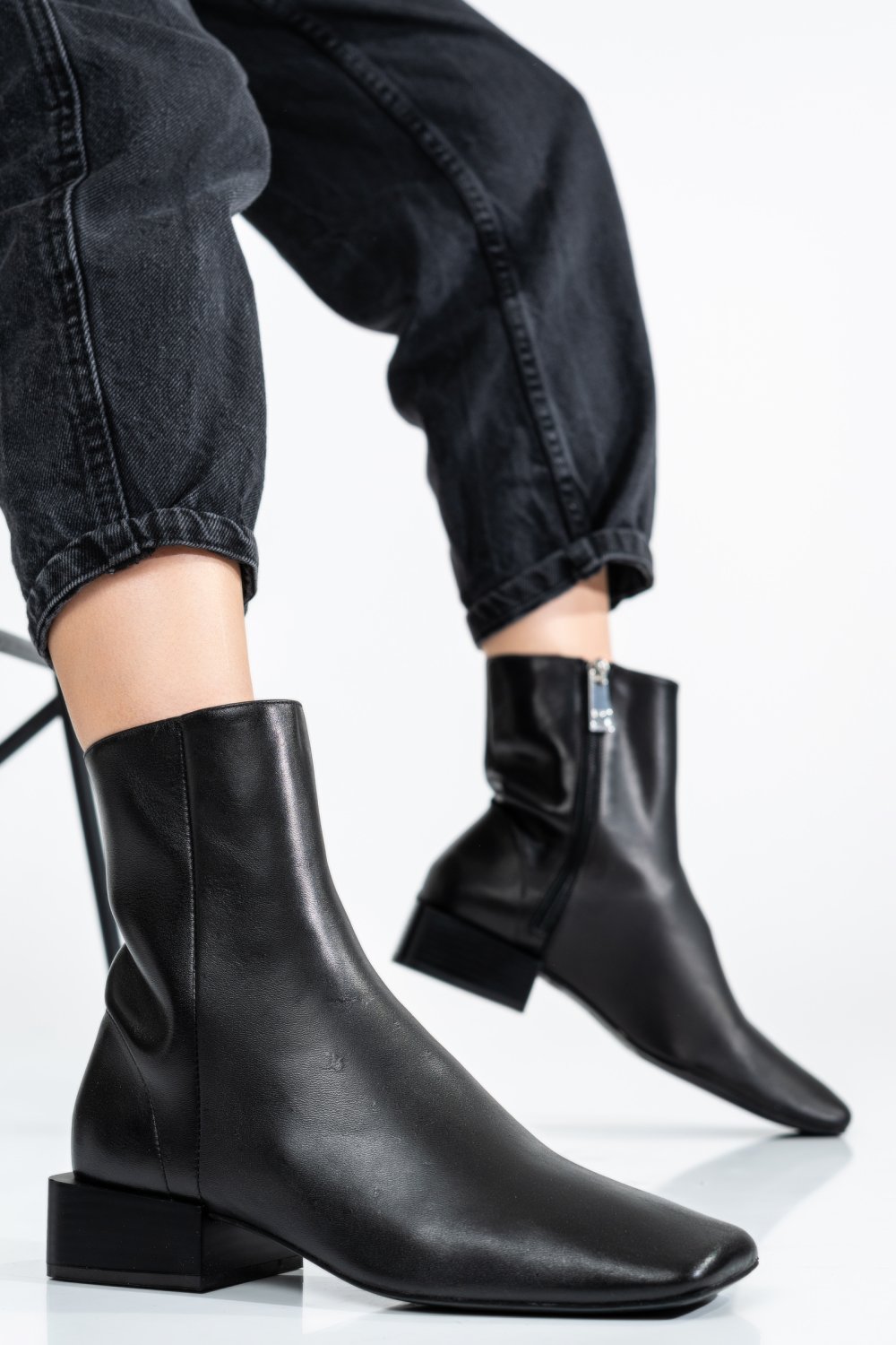 GHETE NEGRE PIELE NATURALA RSP351