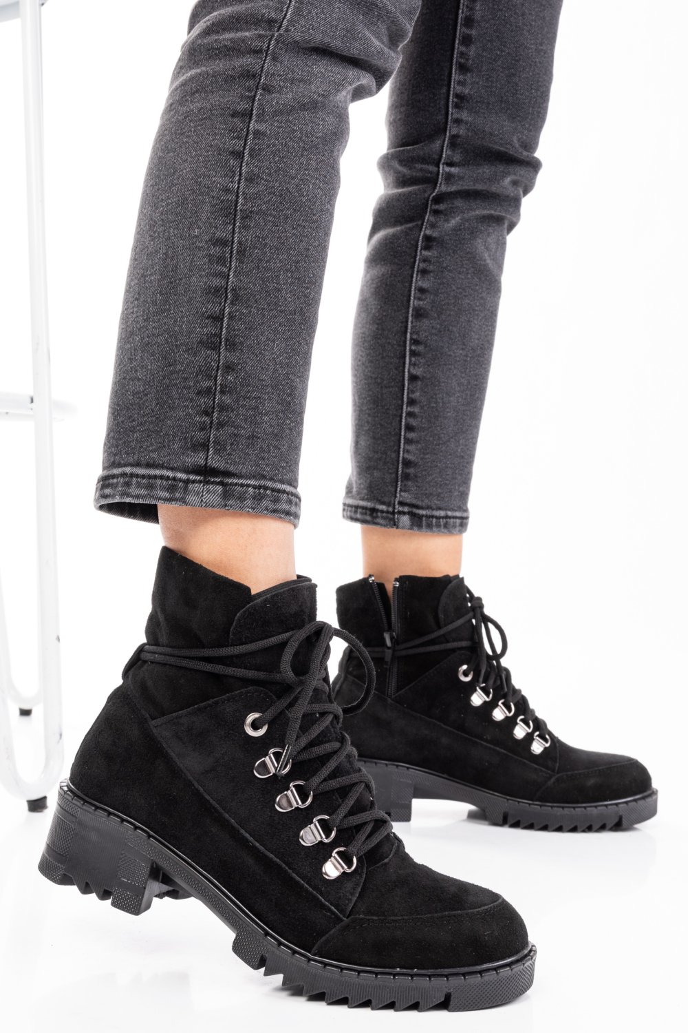 GHETE NEGRE PIELE NATURALA INTOARSA 6SP25016