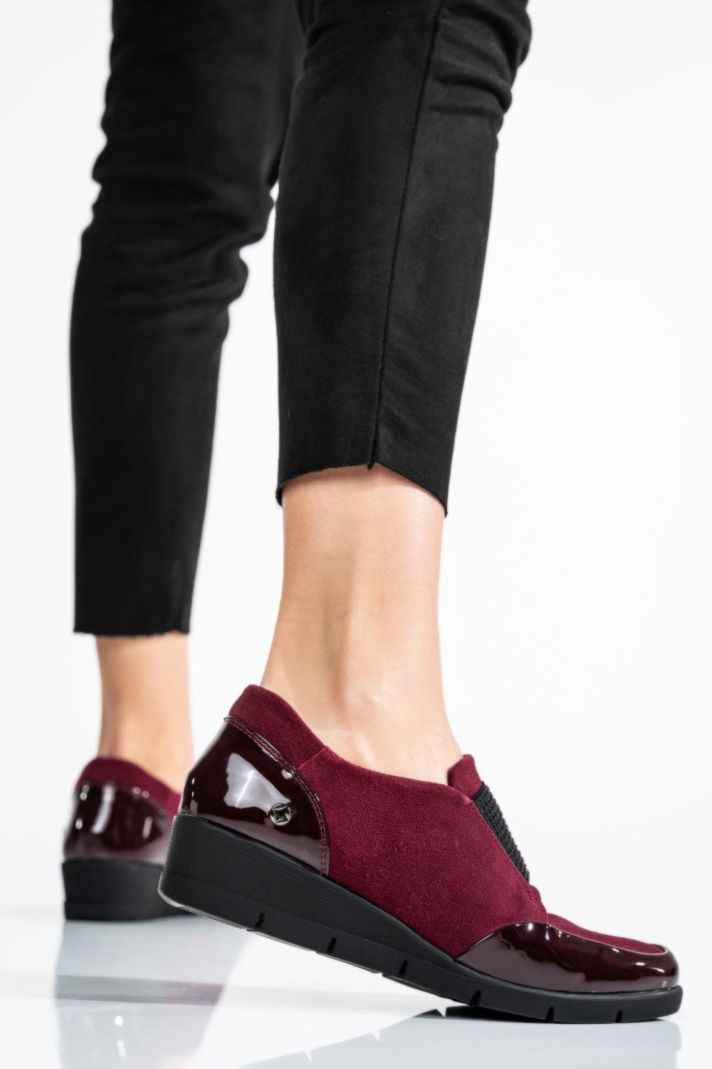 PANTOFI BORDO PIELE NATURALA LACUITA ADA101026
