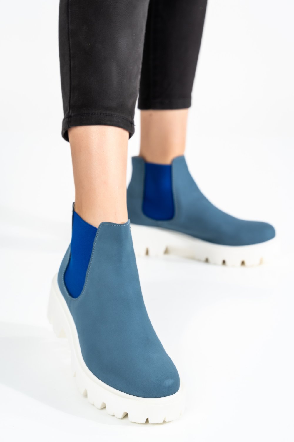 GHETE ALBASTRE PIELE NATURALA RS7717