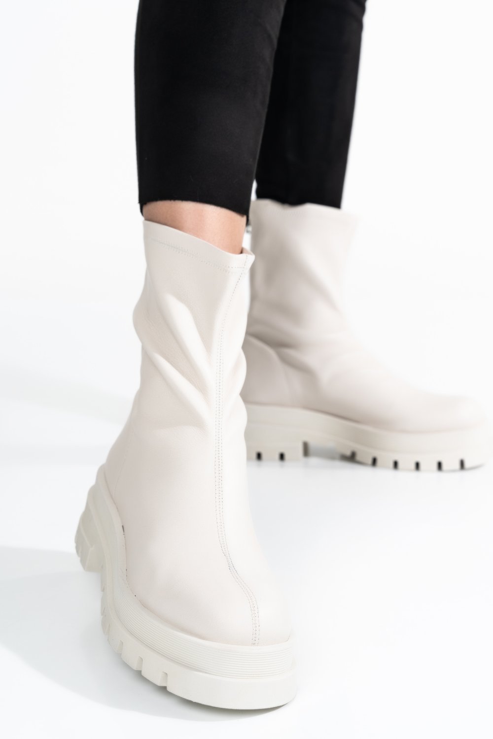 GHETE ALBE PIELE NATURALA 2S7754