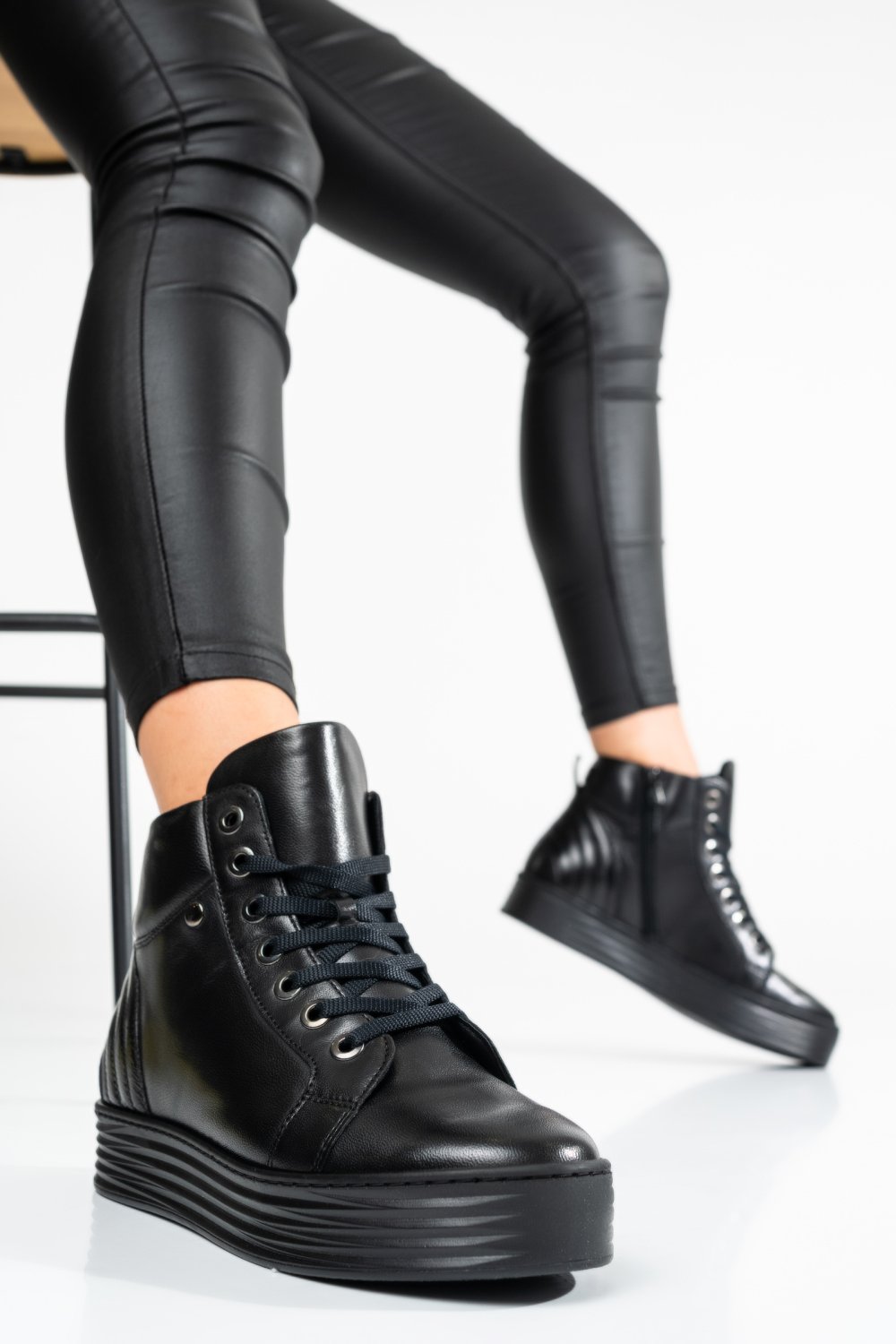 SNEAKERS NEGRI PIELE NATURALA 4S7718300