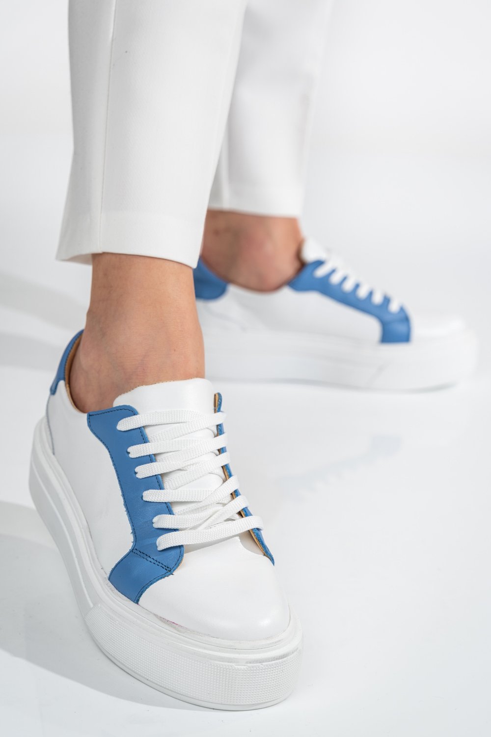 PANTOFI SPORT DAMA PIELE NATURALA ALB BLEU 3S77001