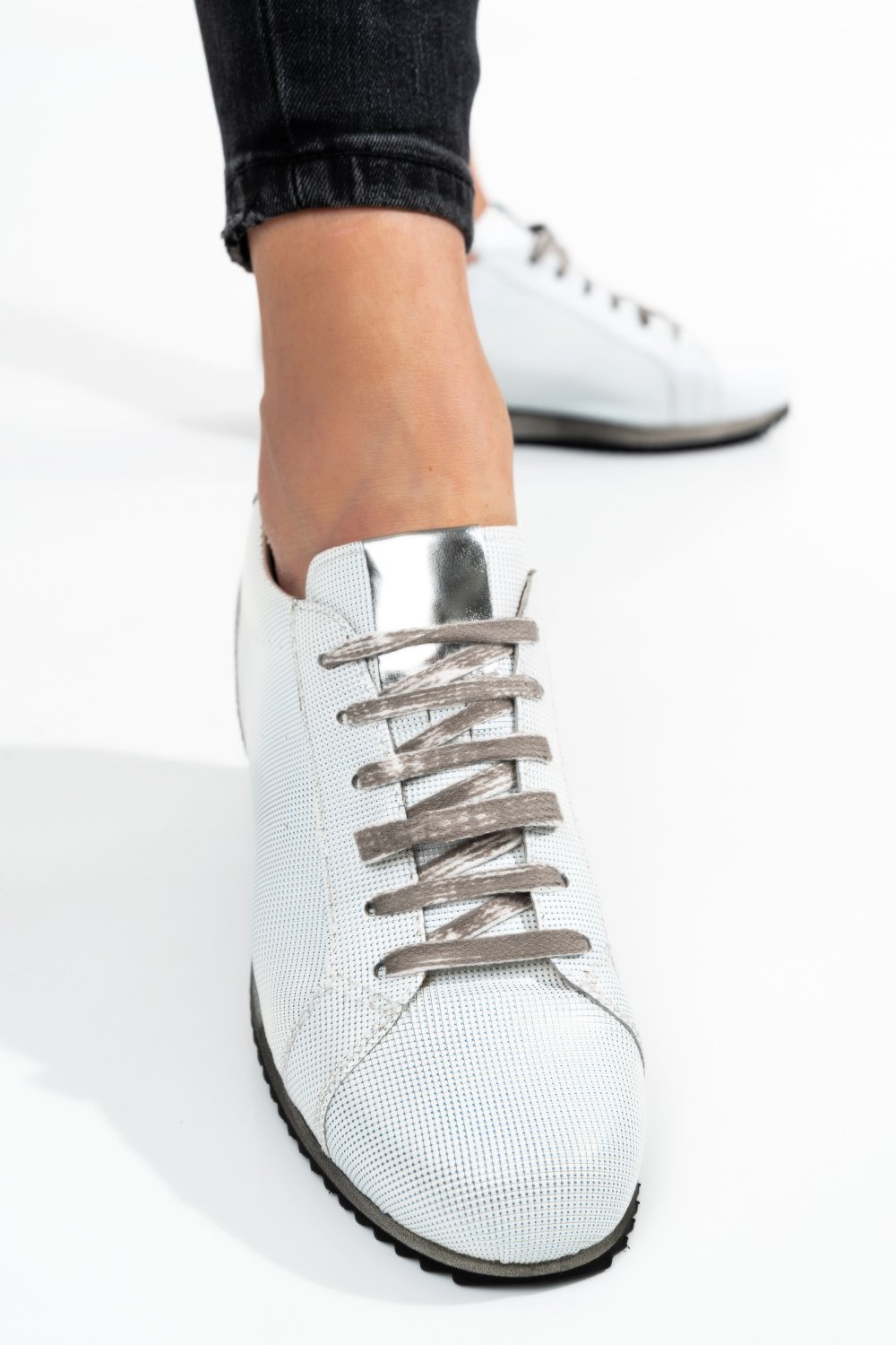 PANTOFI SPORT ALBI PIELE NATURALA 3S771144