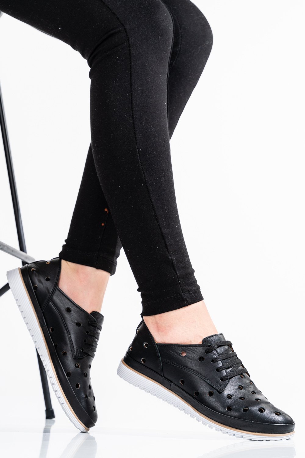 PANTOFI NEGRI PIELE NATURALA 5S7764
