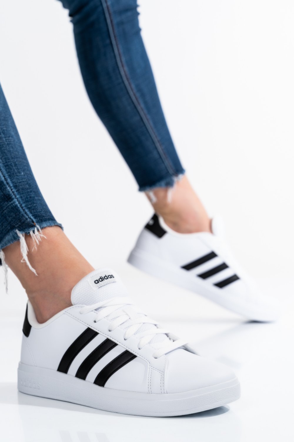 ADIDAS, PANTOFI SPORT WHITE GW6511